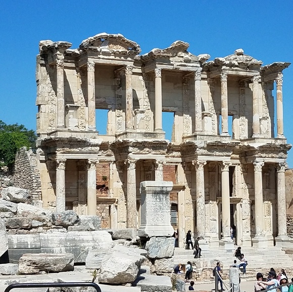 Meet your Posher, Felicia - Picture 6 of 6